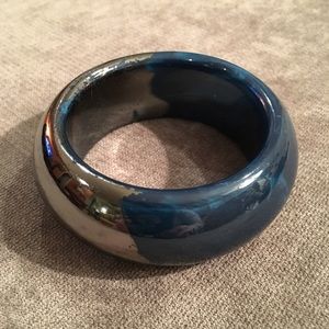 Kenneth Cole heavy bangle